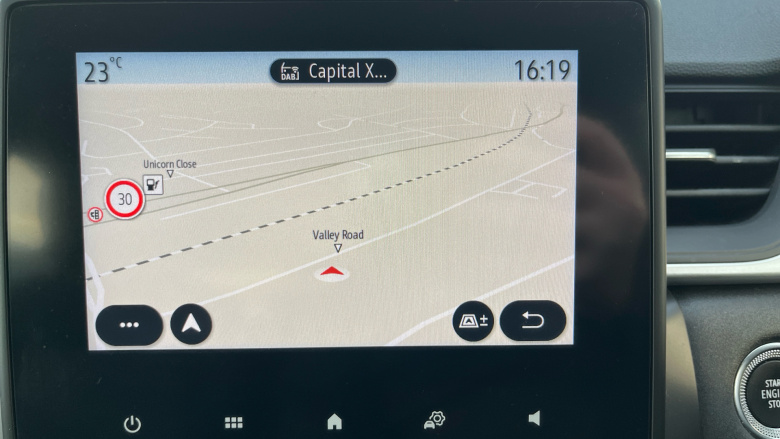 Renault Captur 1.0 TCE 90 Iconic 5dr Petrol Hatchback